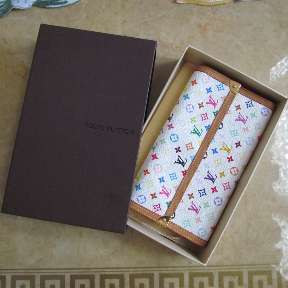 LOUIS VUITTON Takashi Murakami Monogram Vintage 2005 Sara Wallet TH0073
